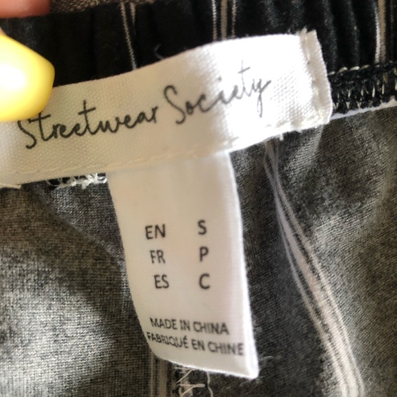 Elephant pants - Picture 2 of 3